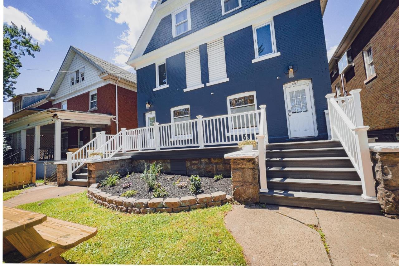Sprawling 8Br Home Ideal For Large Groups In Niagara Falls Ny Kültér fotó