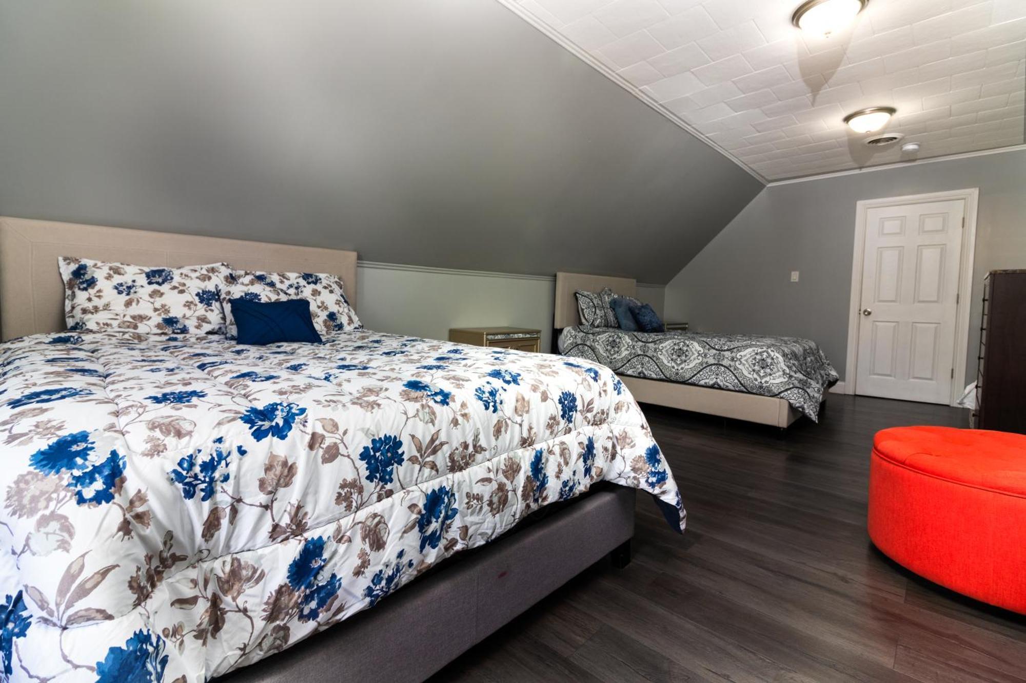 Sprawling 8Br Home Ideal For Large Groups In Niagara Falls Ny Kültér fotó