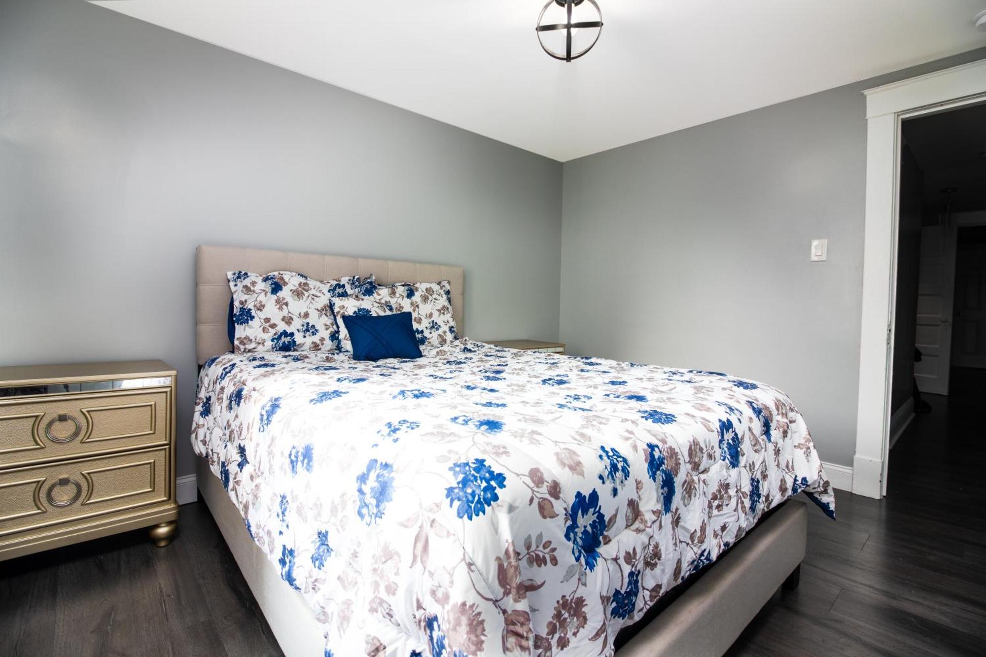 Sprawling 8Br Home Ideal For Large Groups In Niagara Falls Ny Kültér fotó